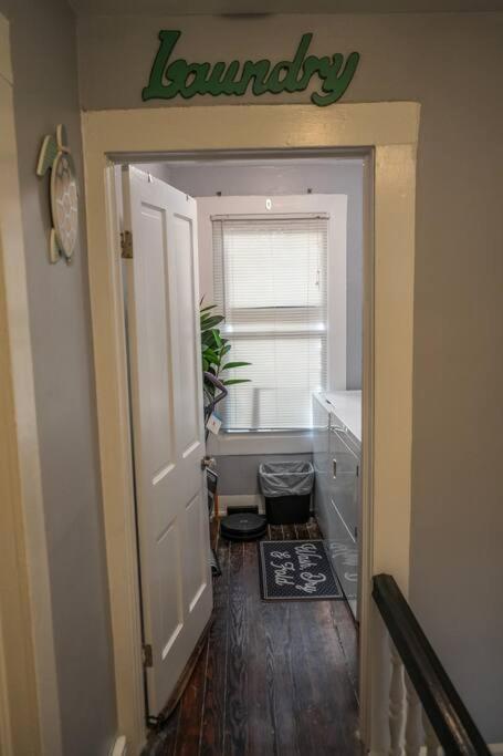 노퍽 Historic Coastal Haven- Pet Friendly Fast Wi-Fi 빌라 외부 사진