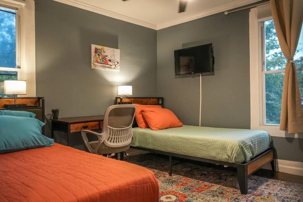 노퍽 Historic Coastal Haven- Pet Friendly Fast Wi-Fi 빌라 외부 사진